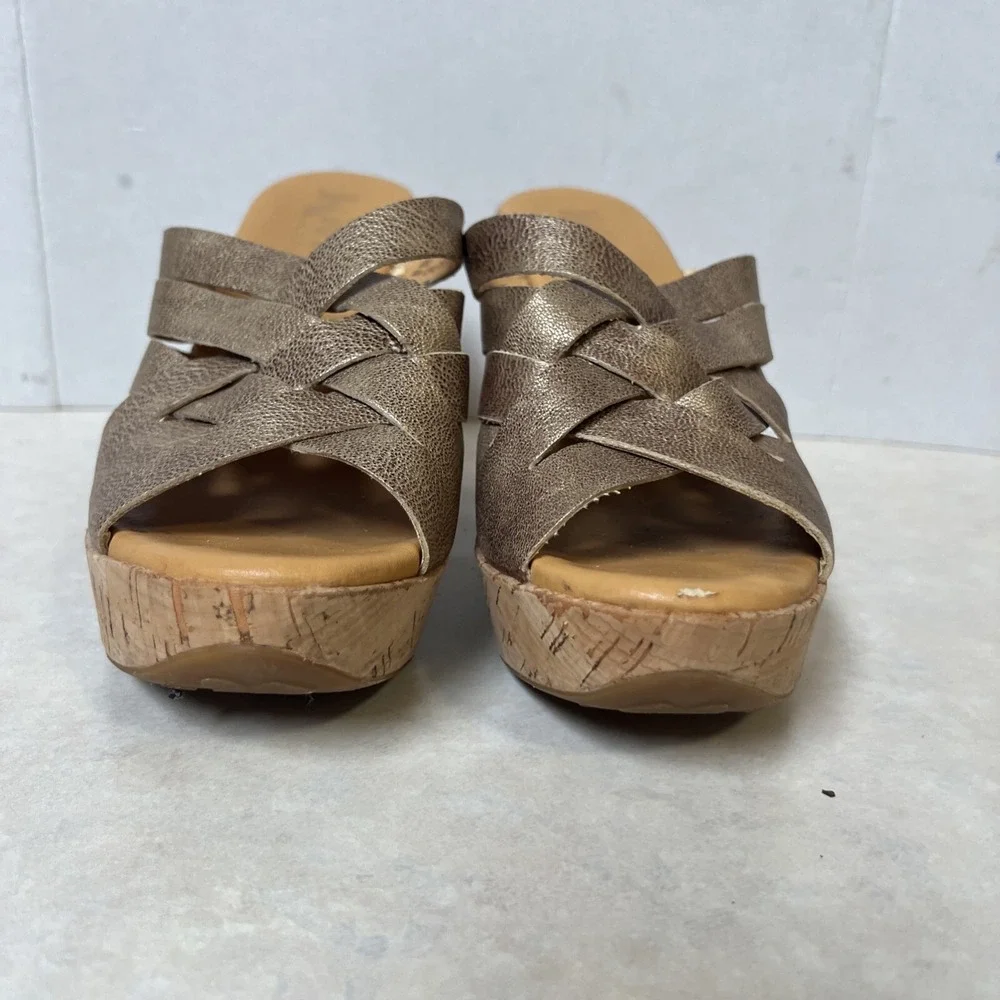 Kork Ease Korks Sandals Women's 6 Gold Metallic Platform Wedge